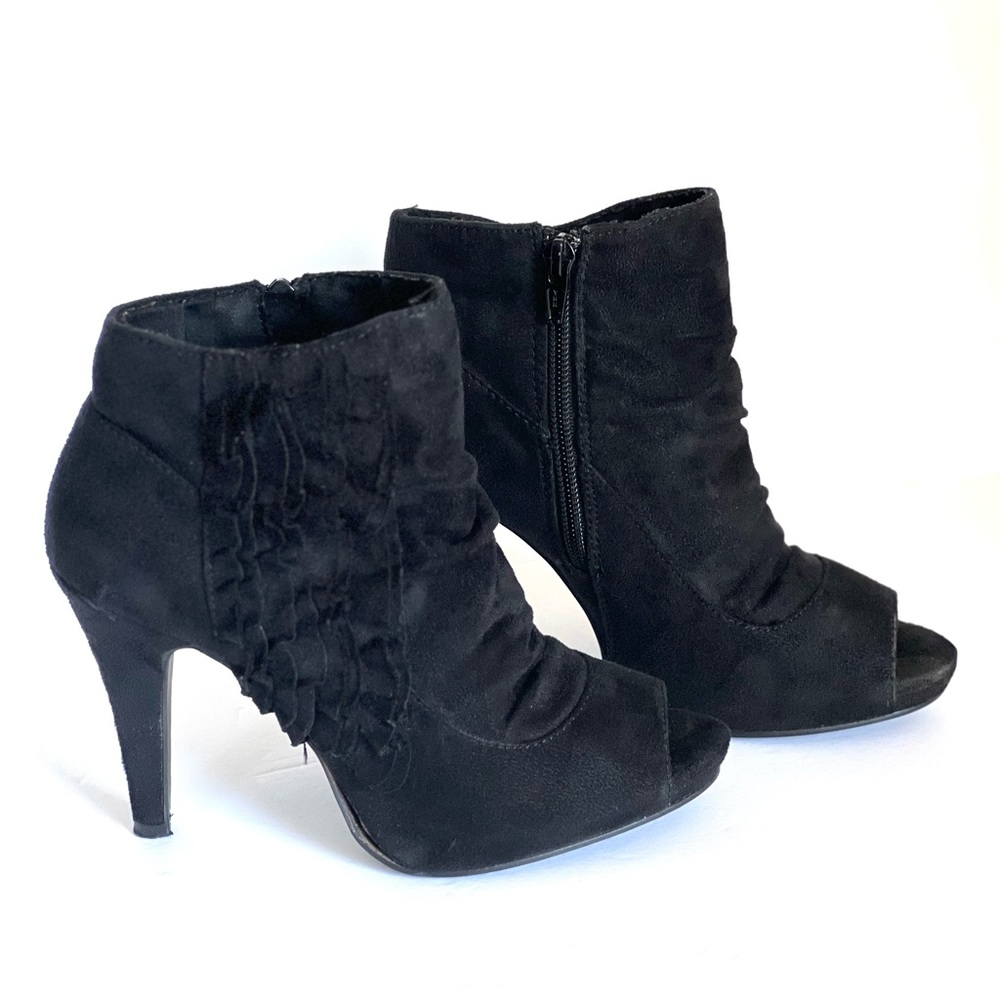 Aldo Black Heels with Ruffle Detail